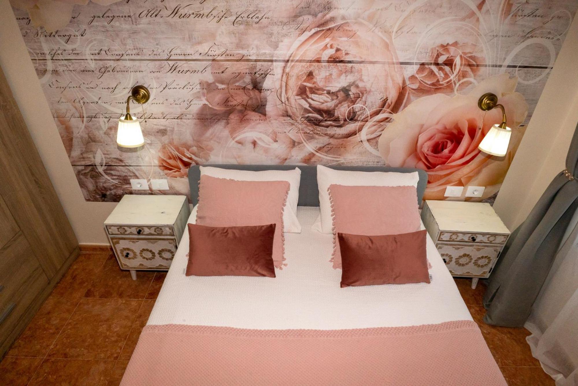 Appartement Casa Rosa - In The Center Of